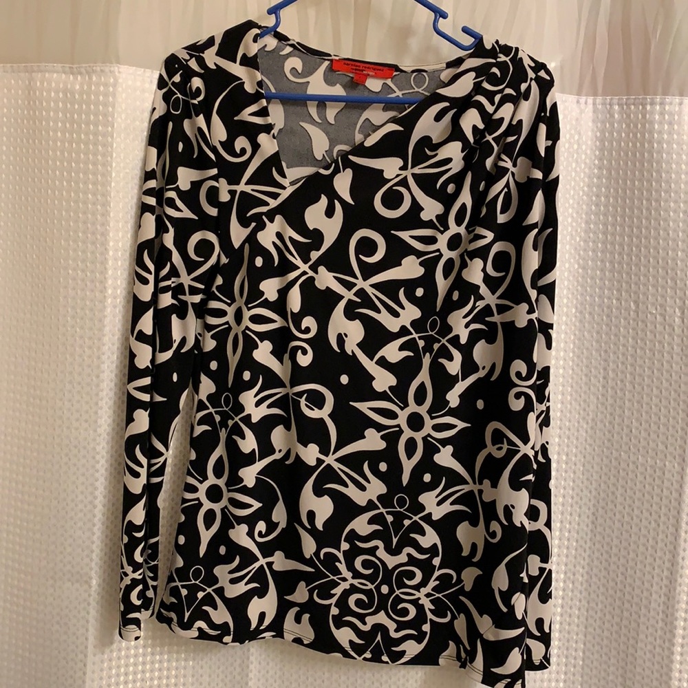 Ladies Large Asymmetric V Neck.